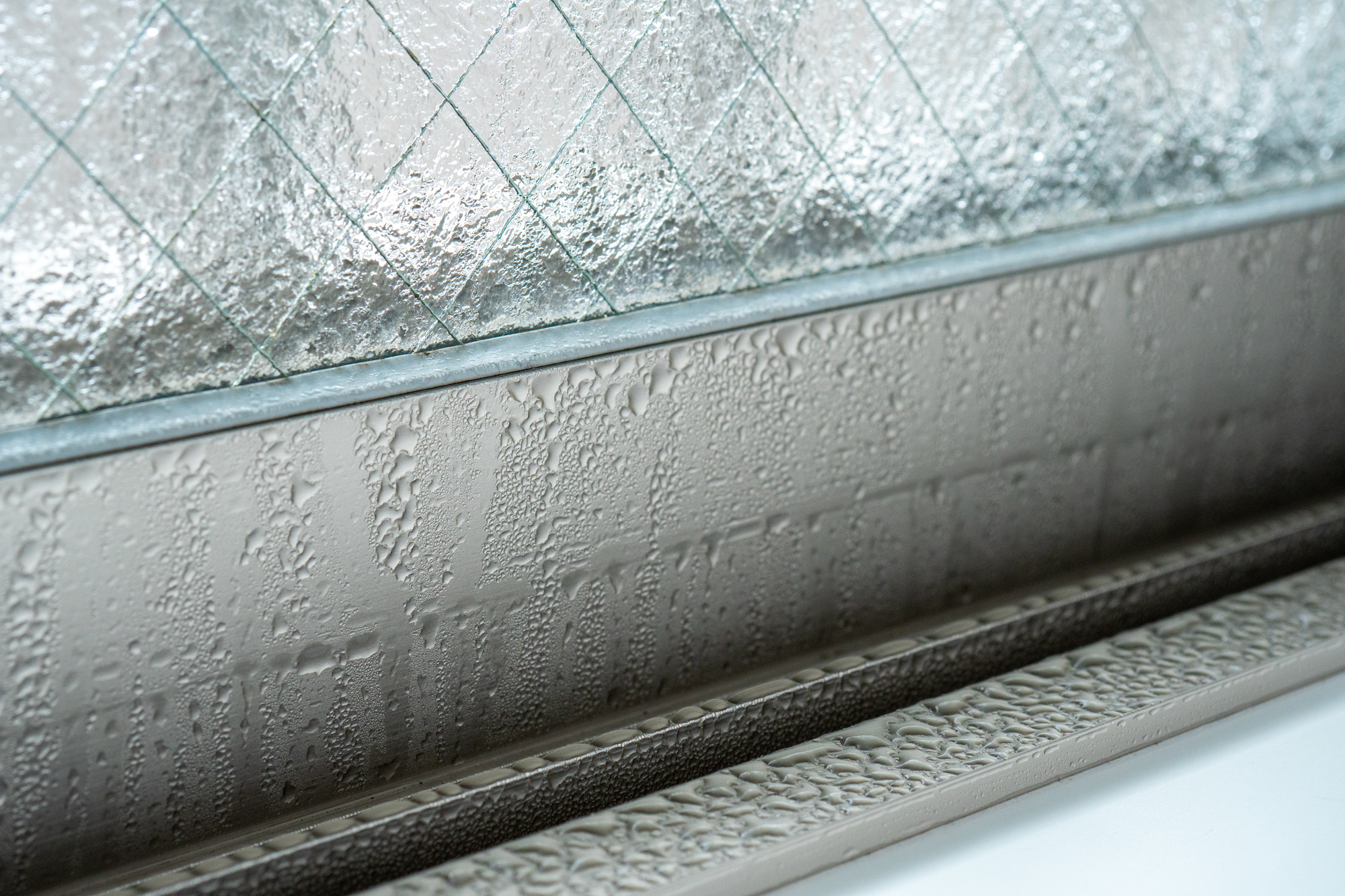 窓の断熱リフォームで冬も夏も快適に！種類や費用、知っておきたいこと